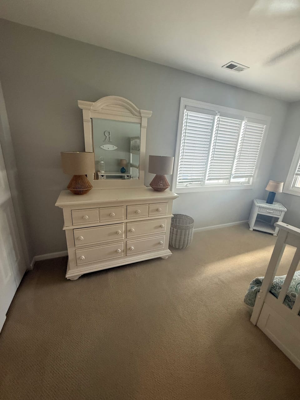 Bunk bed- Full on bottom, twin on top and pull out trundle bed