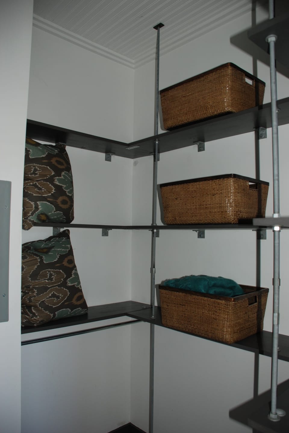 Walk-in-closet