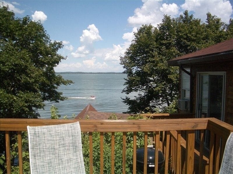 Cottage #5, Deckview