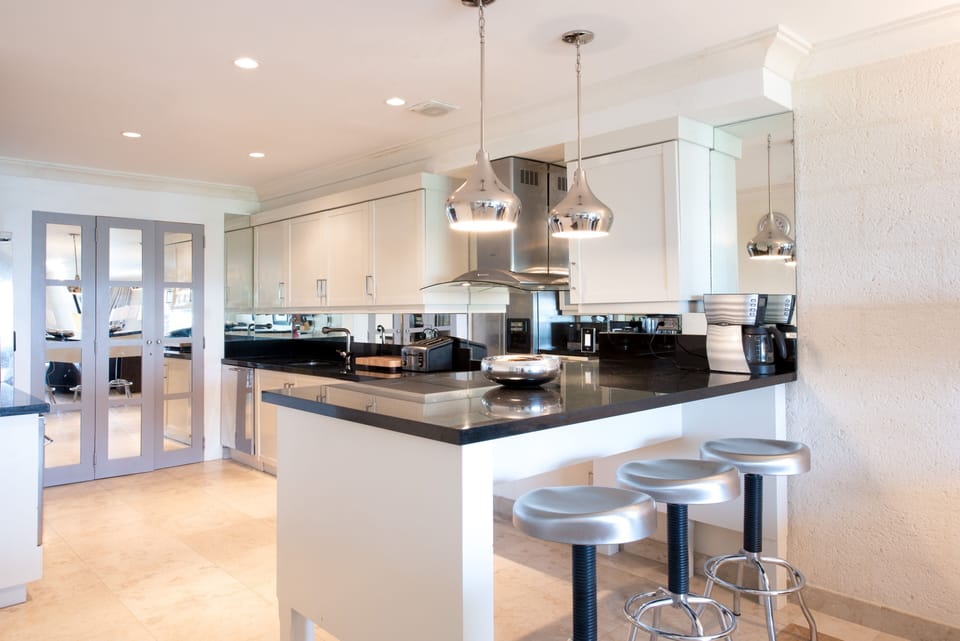 Well equipped kitchen
