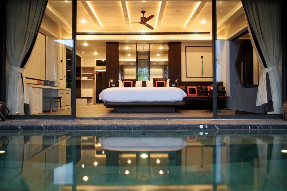 1Bedroom Baba Pool Suite Ocean View -01