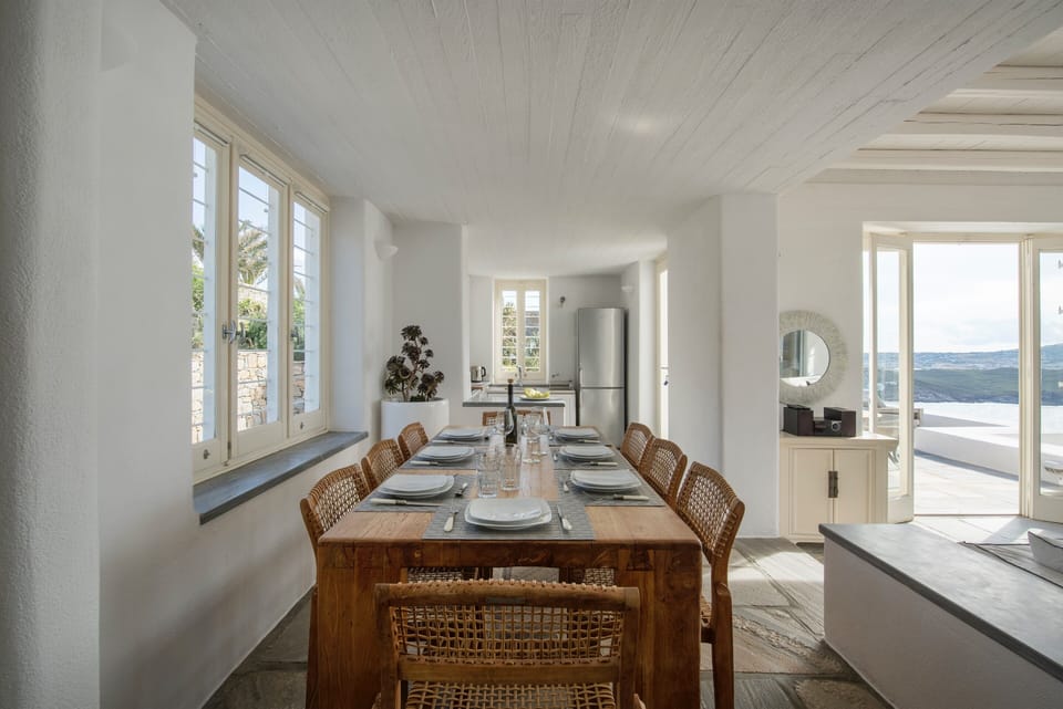 Indoor Dinning