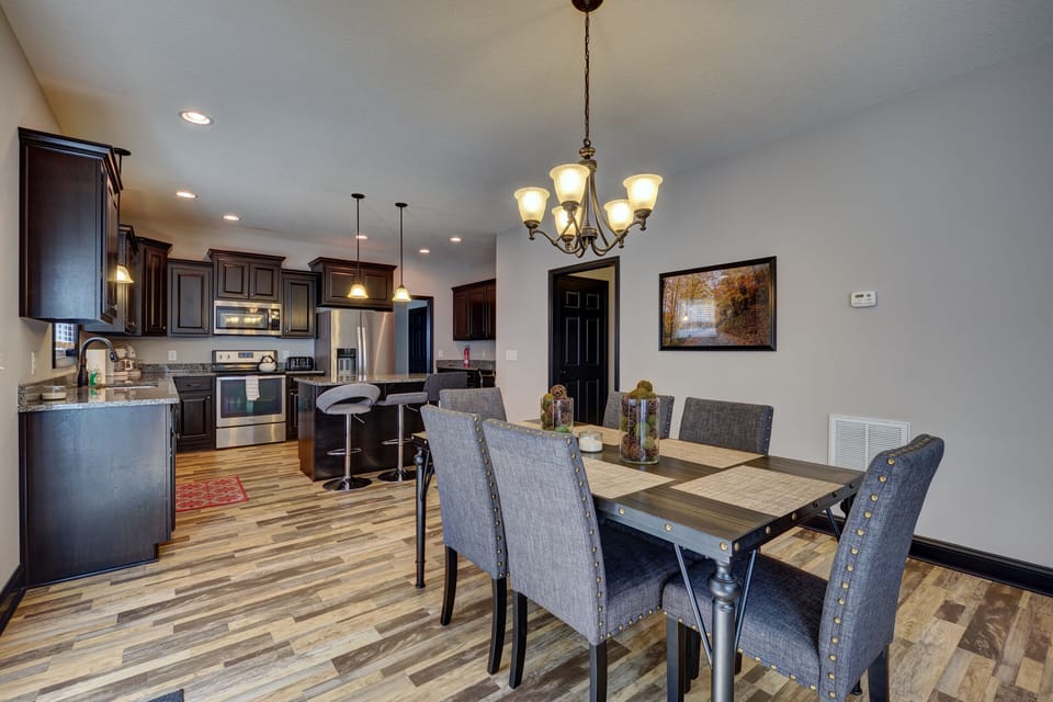 Dining/Kitchen