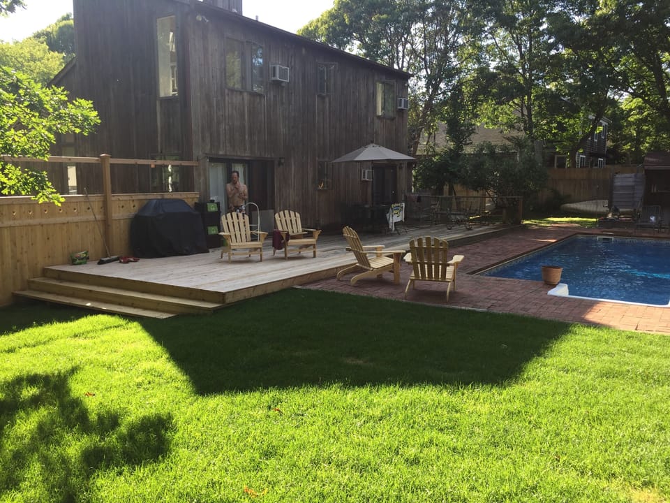 Great lawn space for kids, and adult games