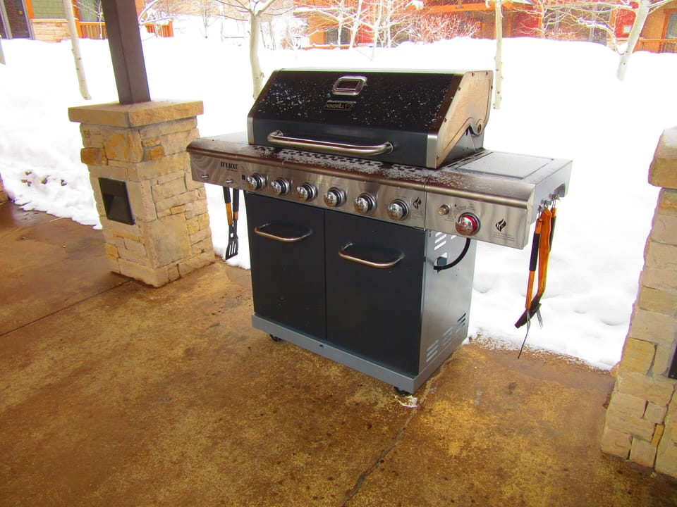Gas outdoor grills are available should you wish to cook out. 