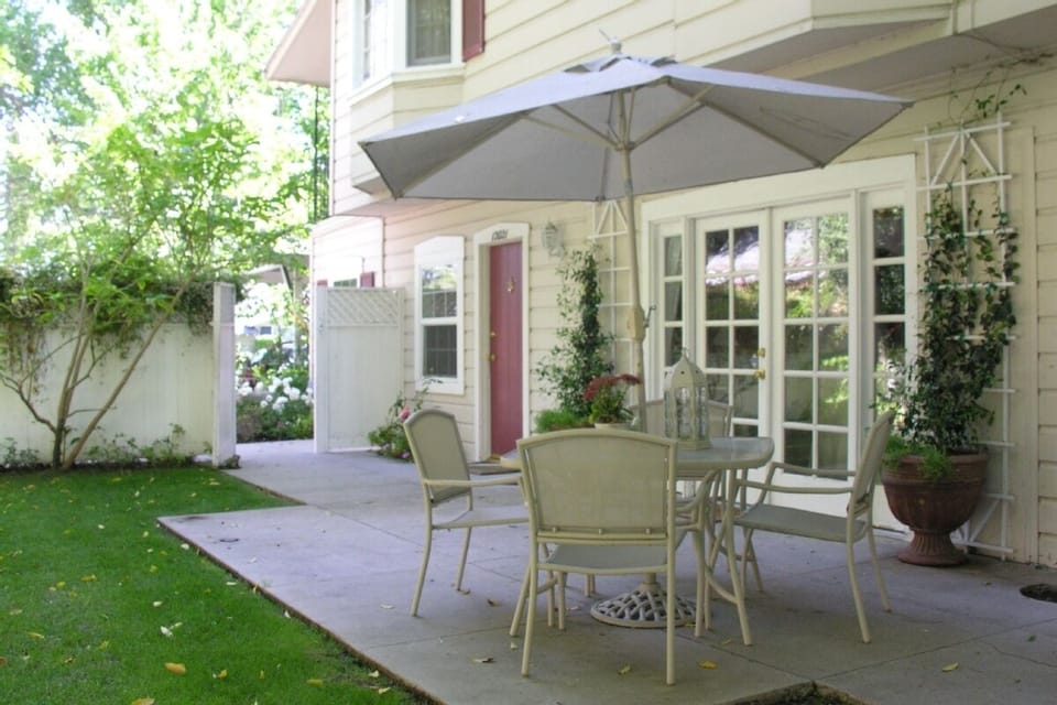 Garden patio