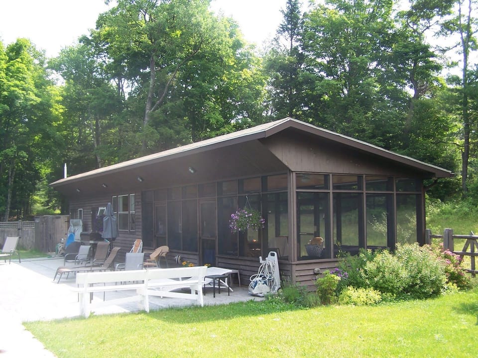 70' pool house