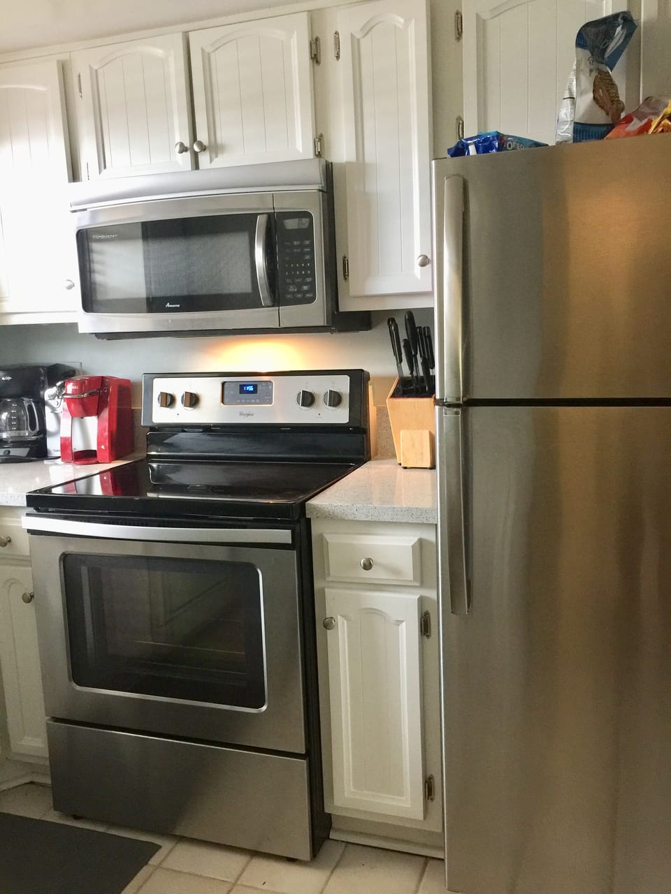 Stainless kitchen
