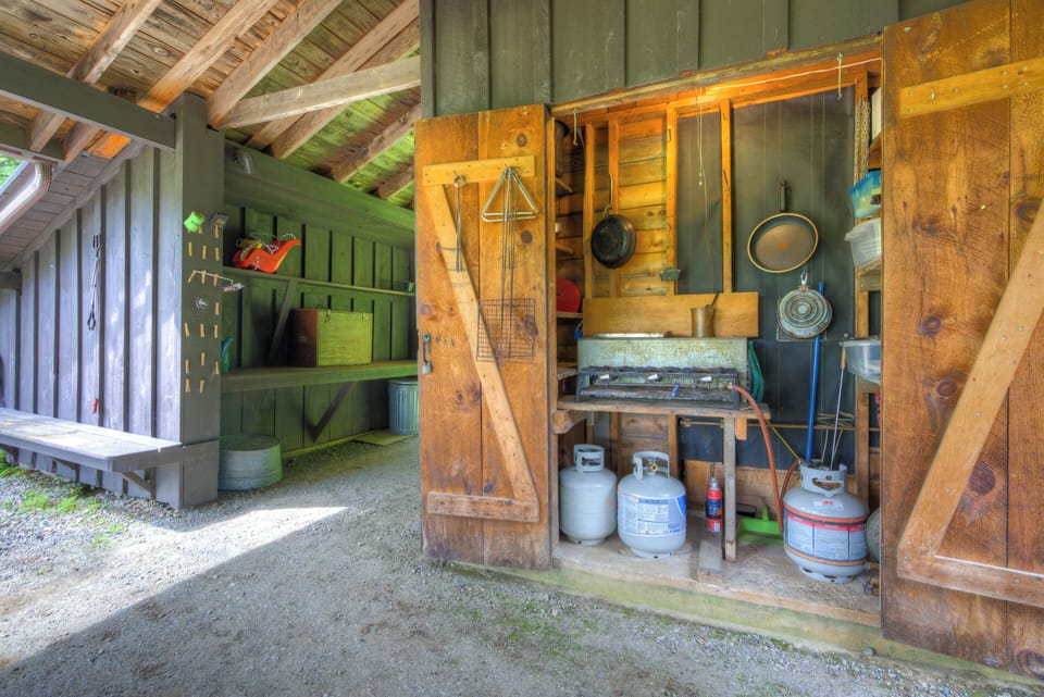 Outdoor Kitchen