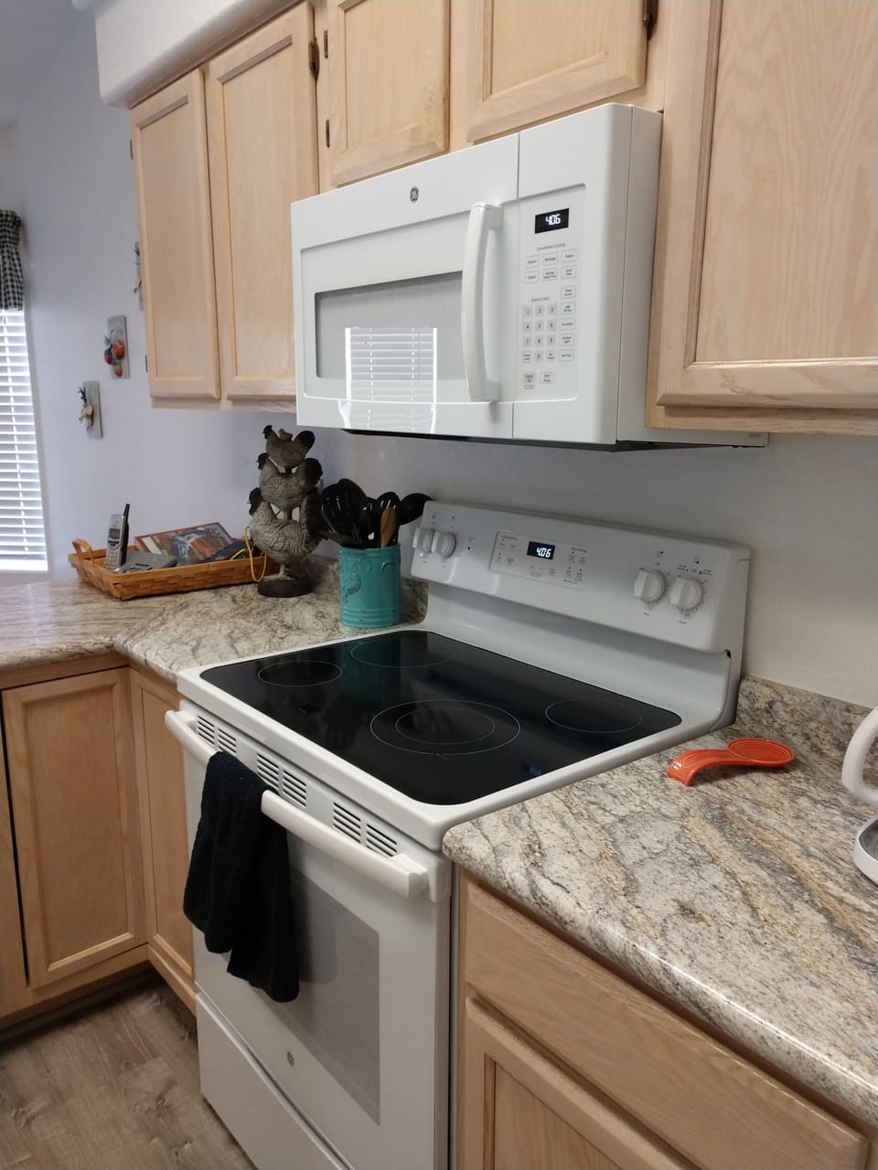 New counter tops and stove and microwave