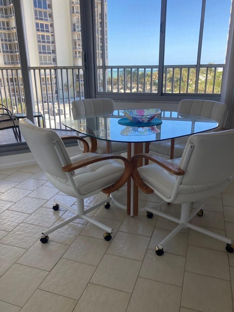 breakfast nook