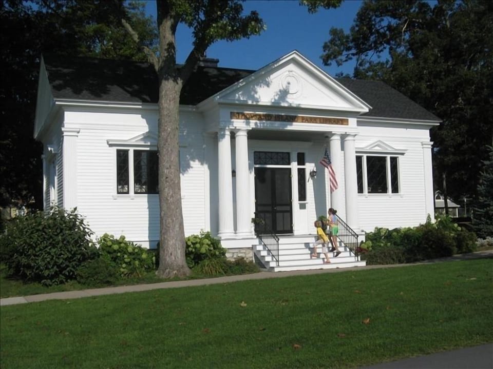 T.I. Park Library