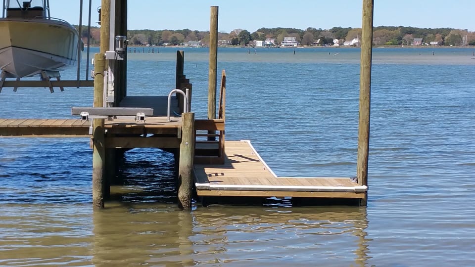 Floating Dock for Kayak Launch and JetSki lift