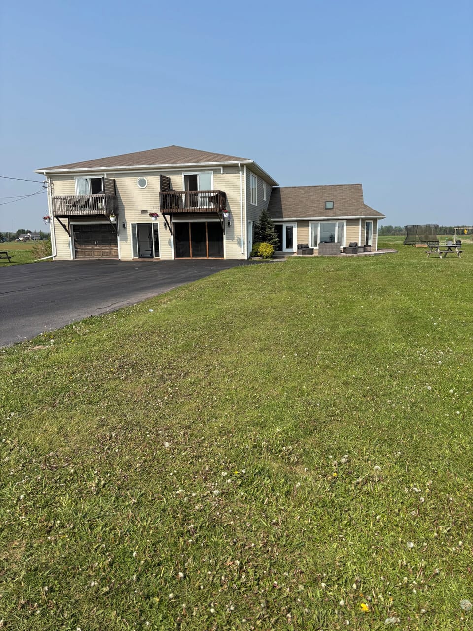 155 Wally’s lane