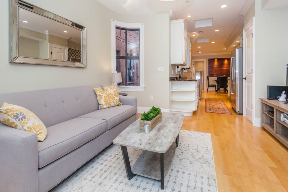 Living Room with view to Downtown Boston