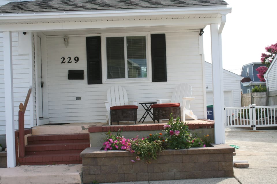 Front porch Close up
