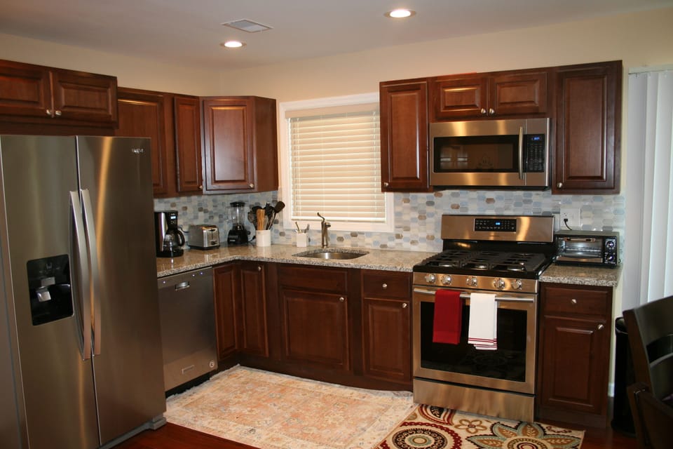 Main Floor - Kitchen