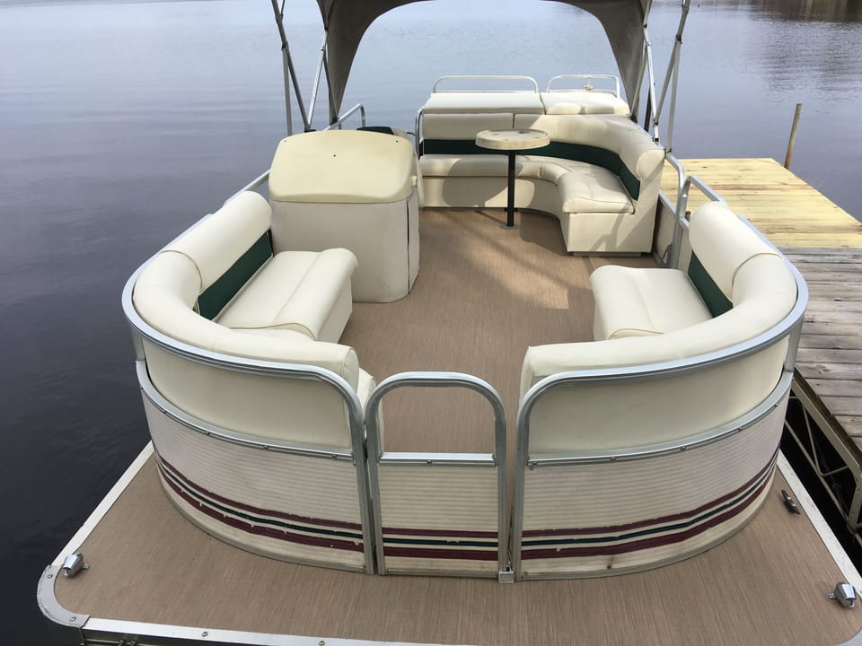 Pontoon boat w. 25 hp motor to rent - call or email for details and separate res