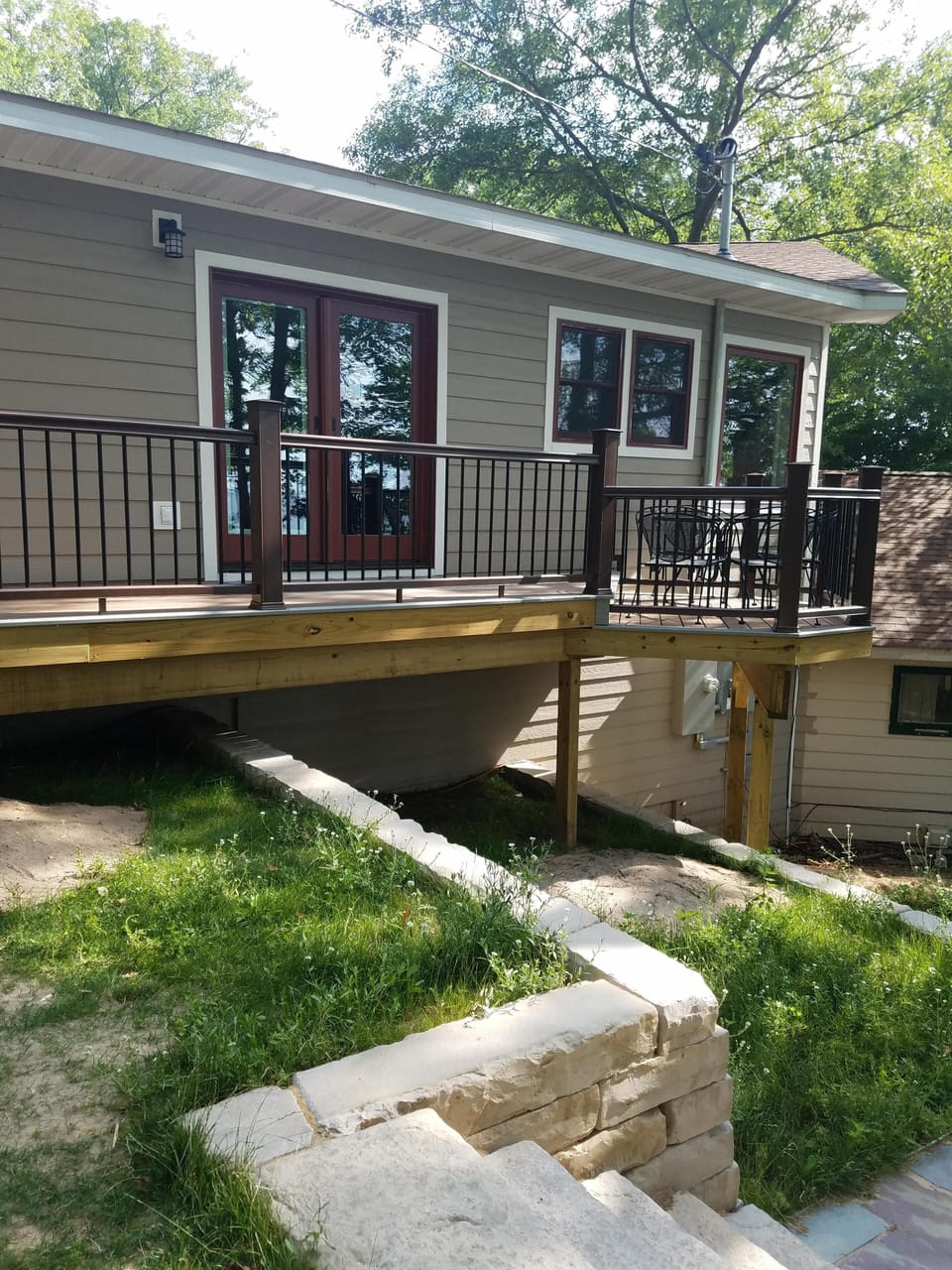 Front of home with private entrance