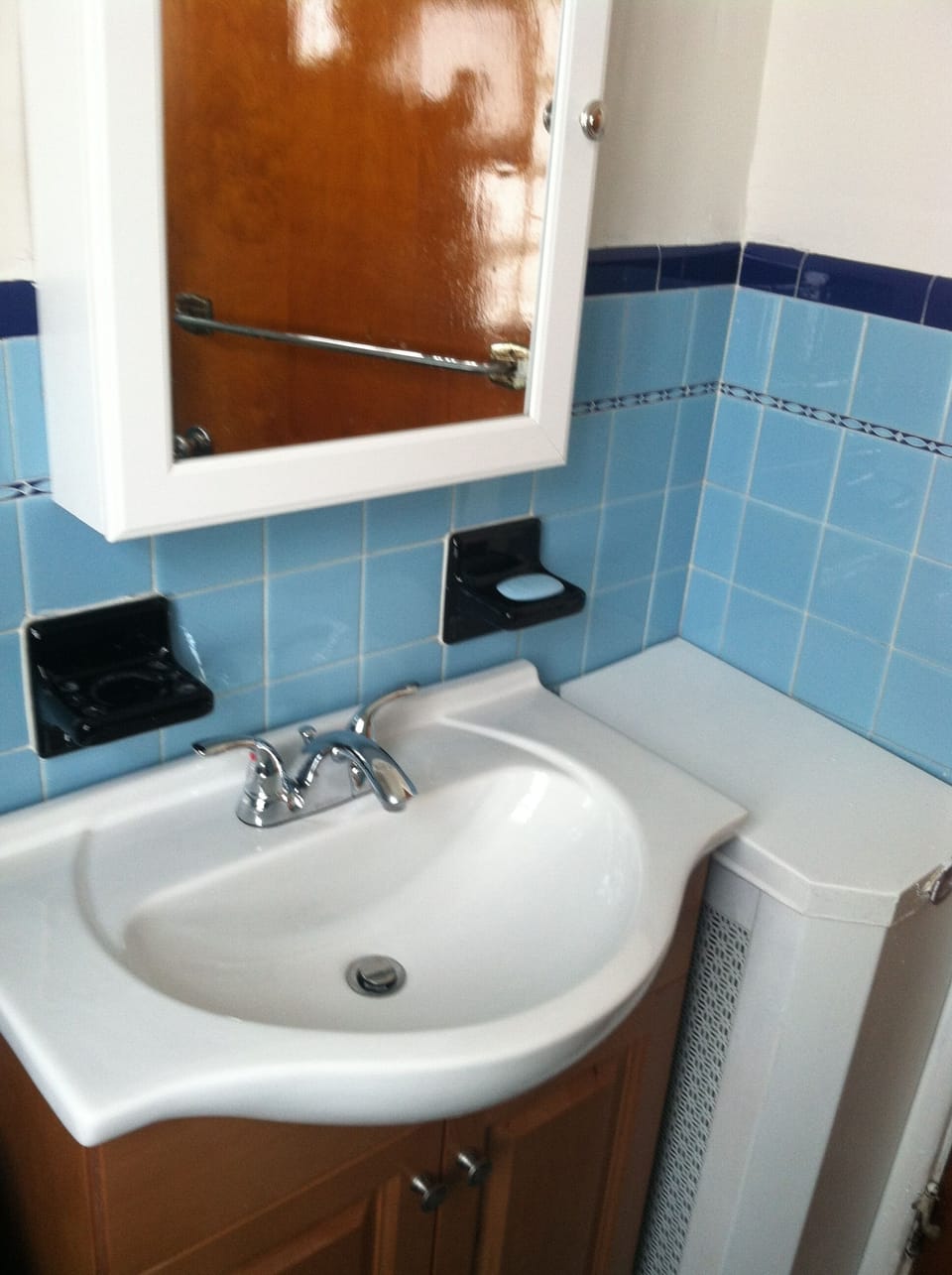 Downstairs full bathroom