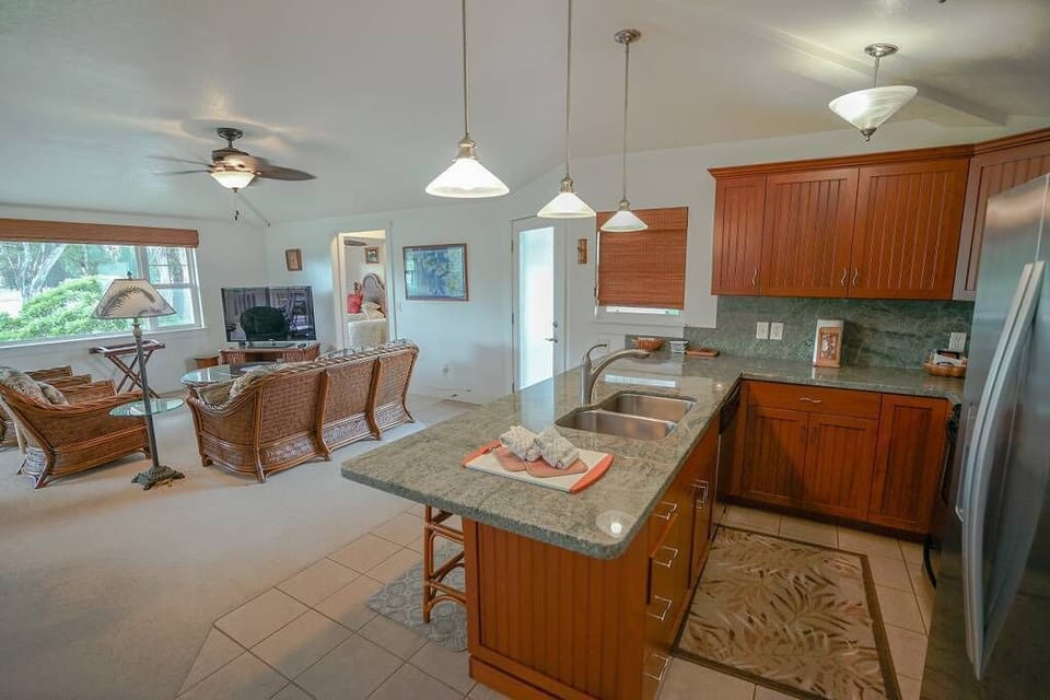 Beautifully appointed and remodeled kitchen is perfect for entertaining!