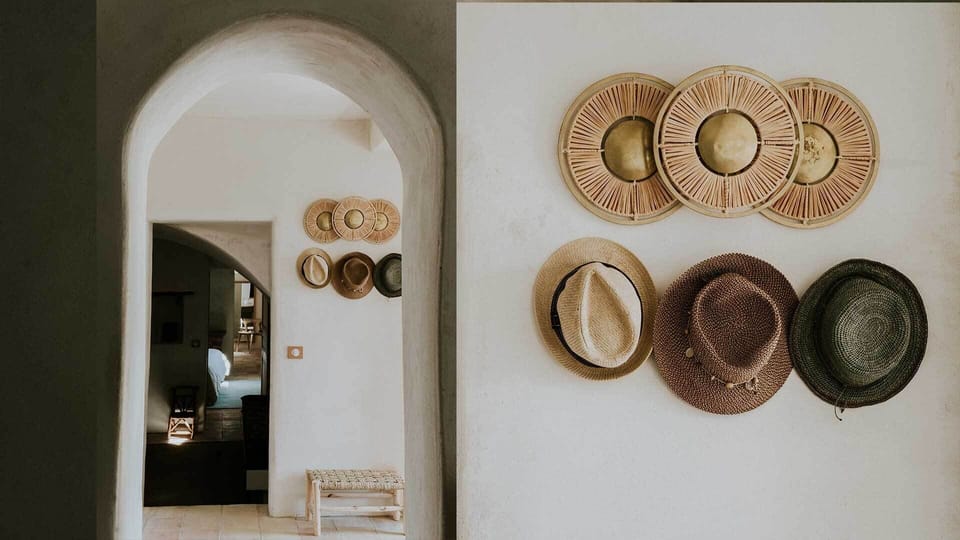 Entry - Mas d'Estieu - Cucuron - Luberon - France