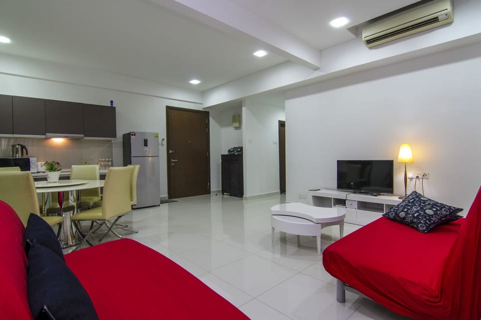 3BR Top KLCC View at Regalia Residence