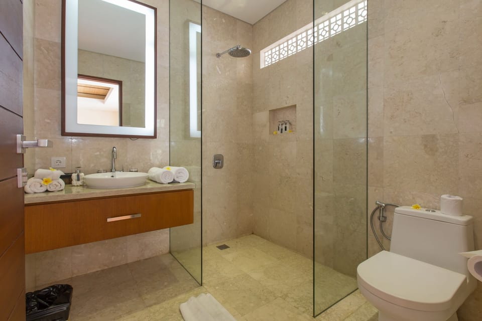 BBV, 3Bed Villa, Nr Padma Beach, Legian;