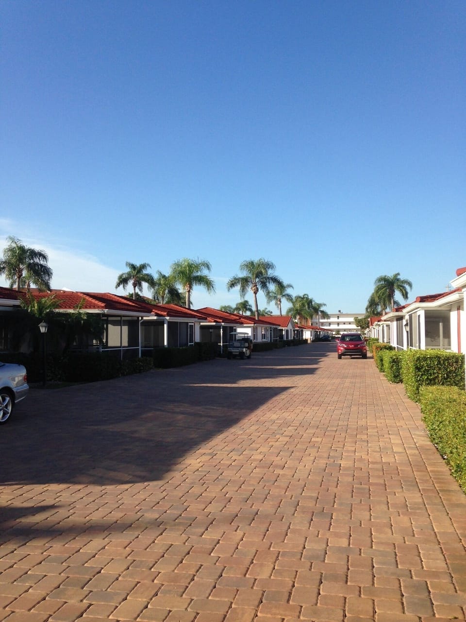 free standing private entrance, quiet, relaxing villa