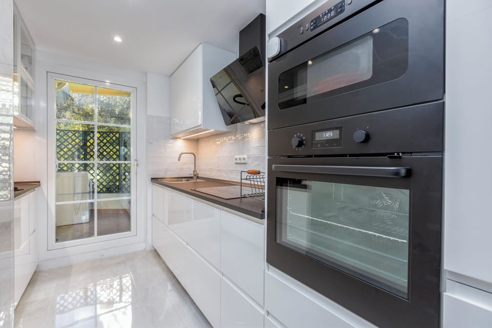 New kitchen - Señorio de Aloha Apartment in Marbella, Spain
