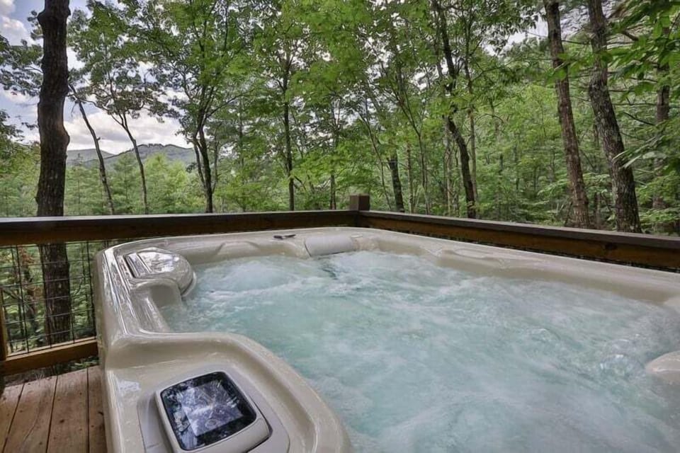 Hot tub with gorgeous views