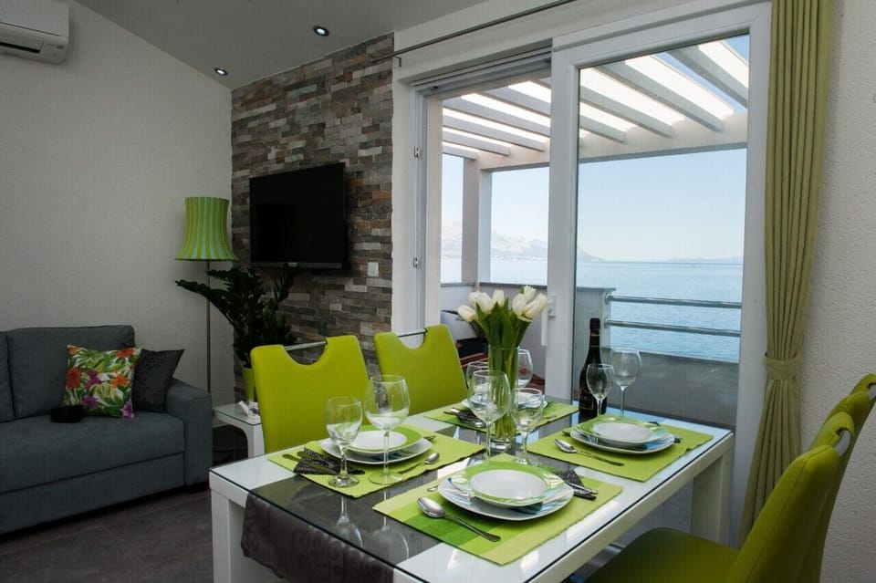 Kitchen with dining room