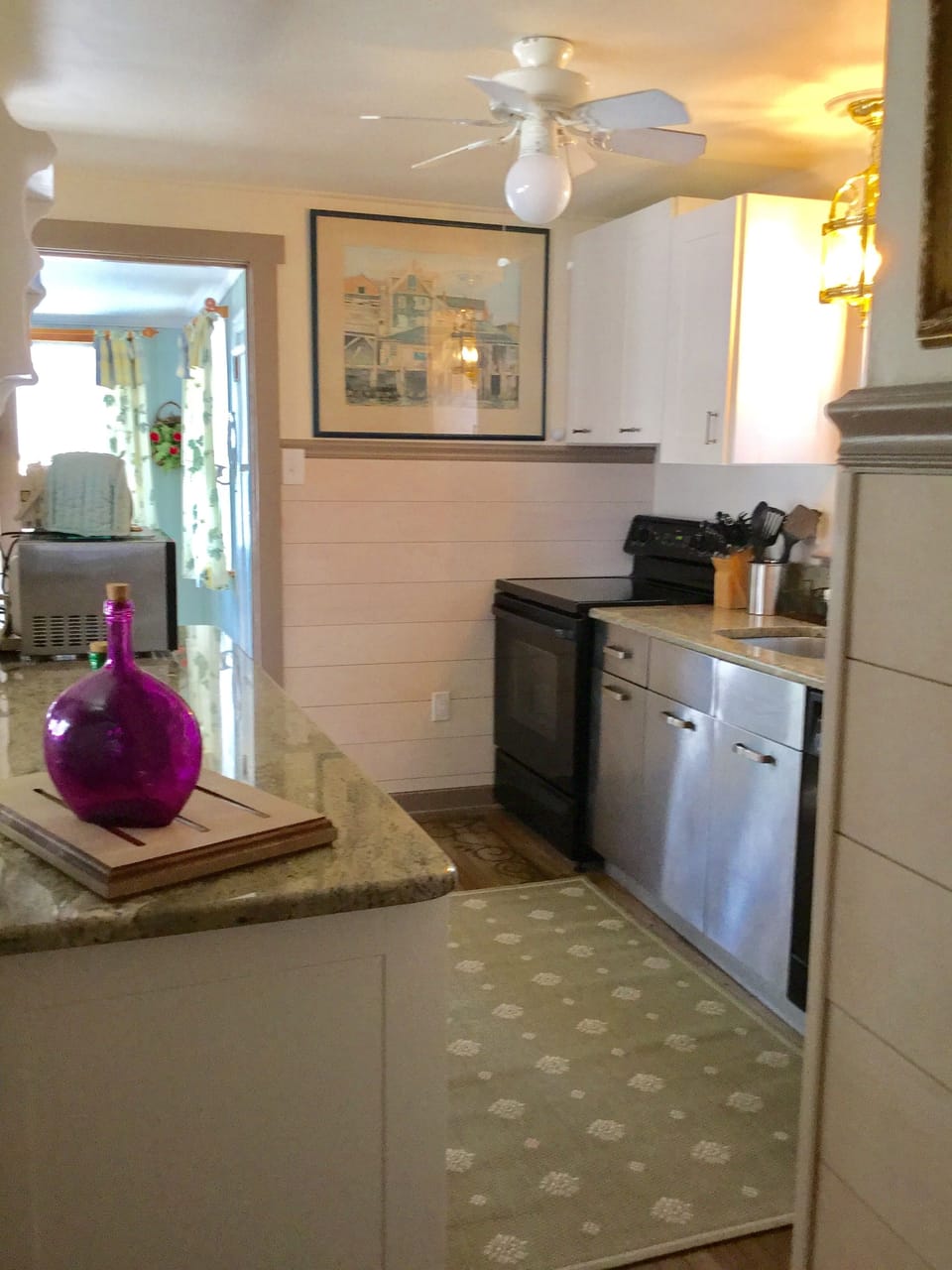 Kitchen with new cabinets ,granite countertops and upgraded appliances.