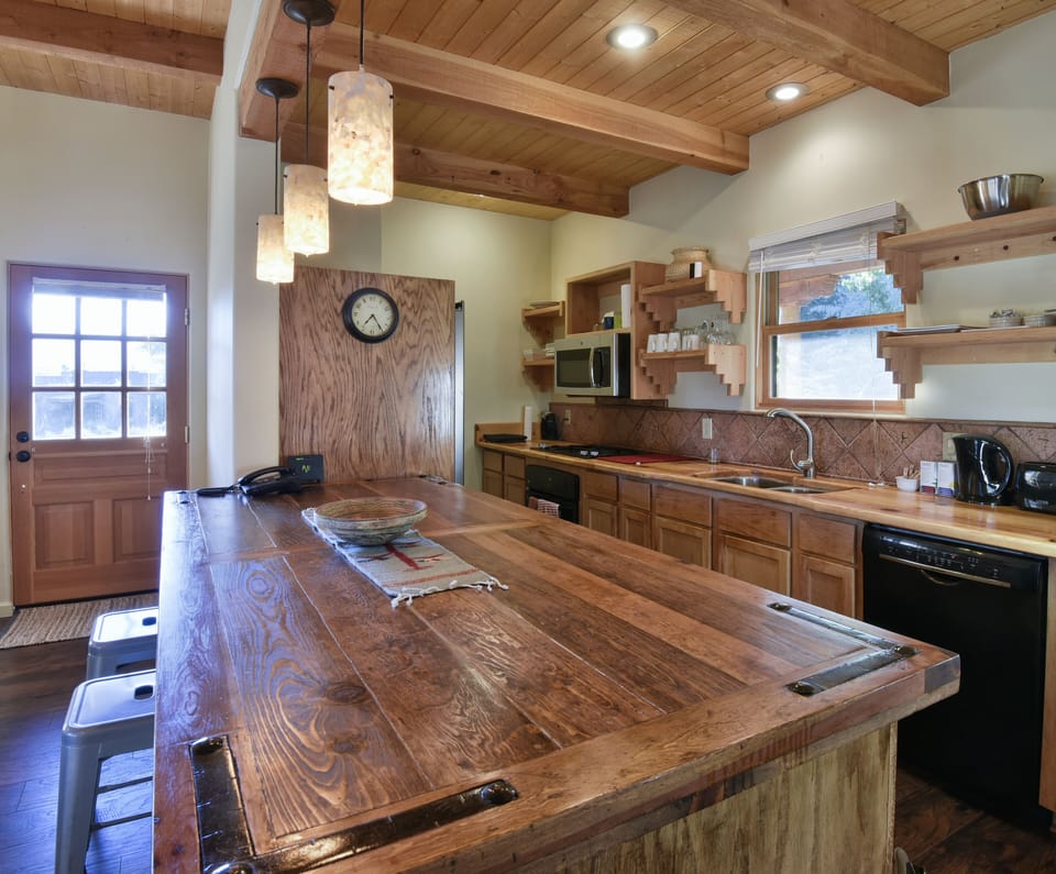 Drumlin House kitchen