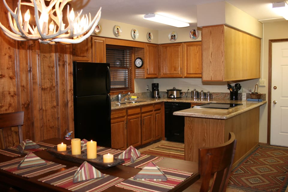 Dining room into kitchen view