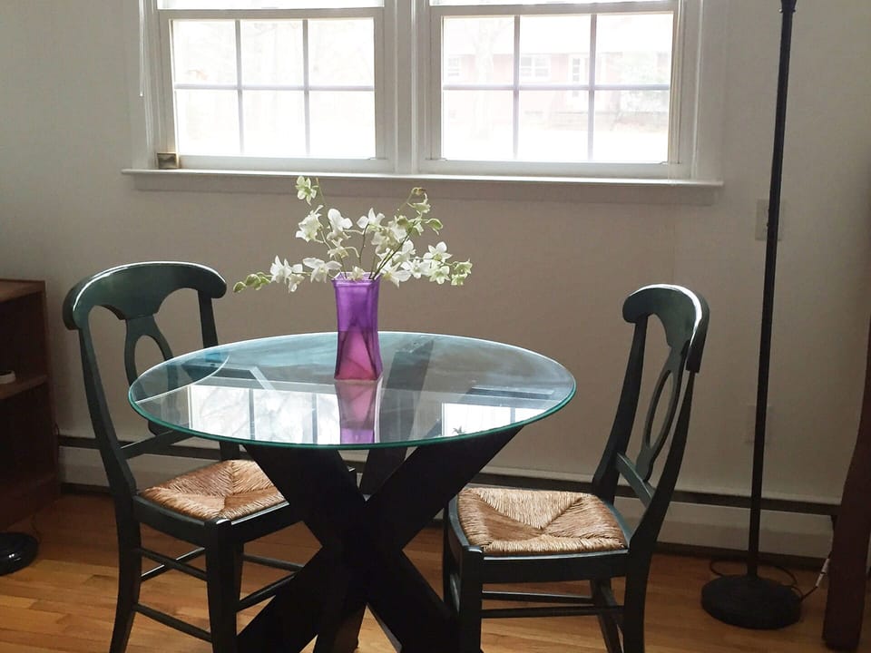 Dining area in kitchen