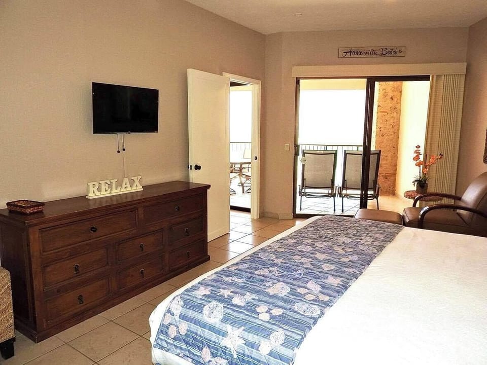 Wake up to the amazing views!