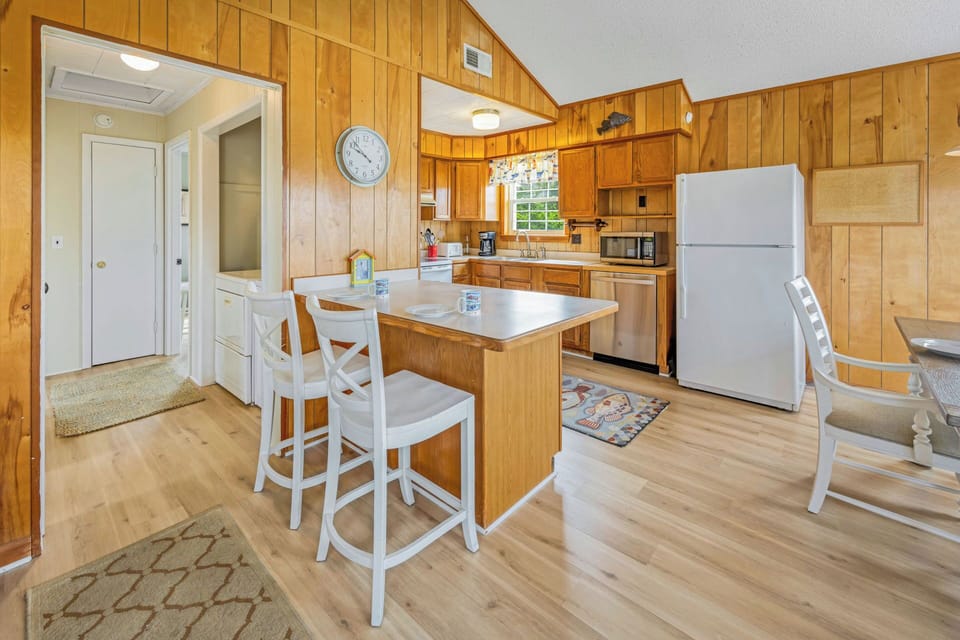 Surf or Sound Realty - 99 - Serenity - Kitchen -1