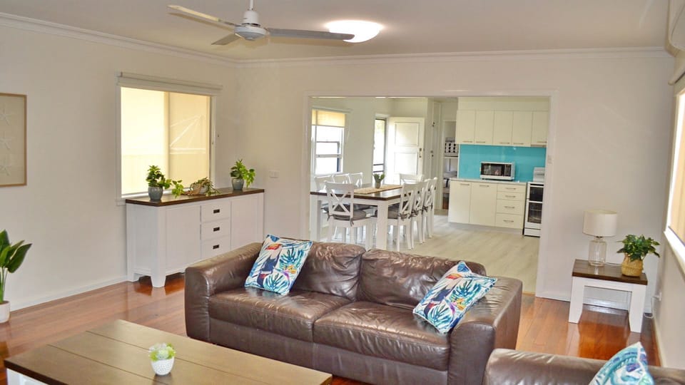 Living, kitchen and dining area.