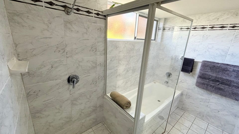 Main bathroom.