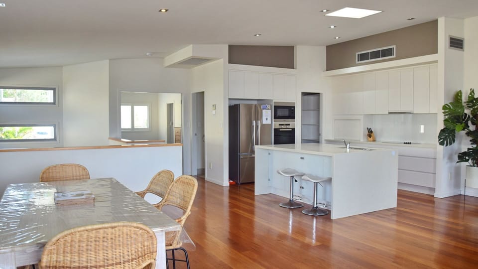 Kitchen and dining area.