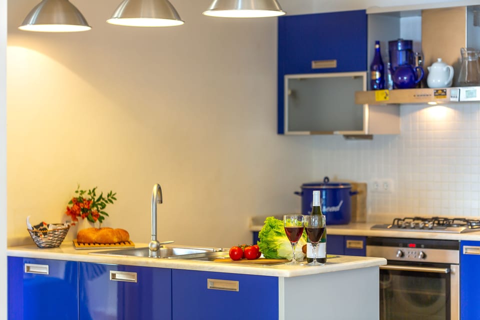 Well equipped kitchen