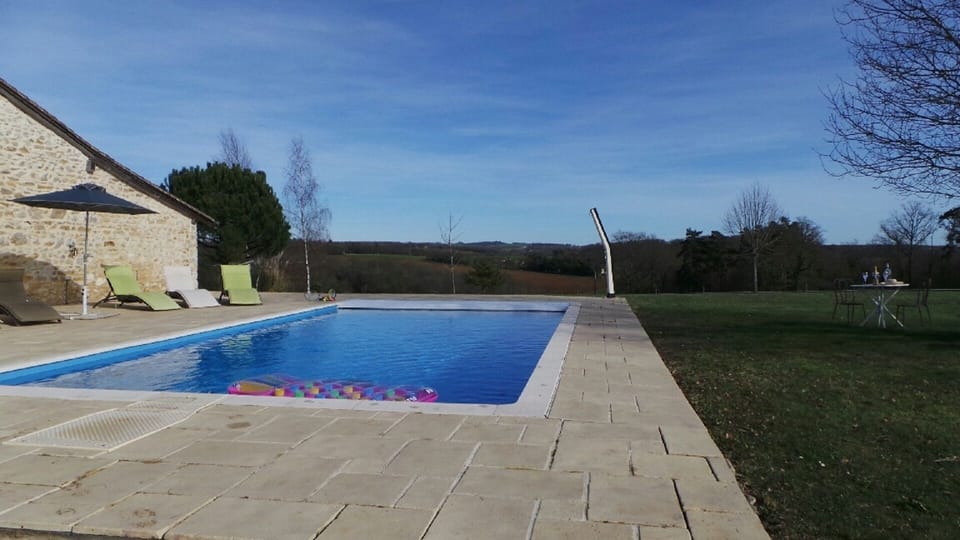10 x 5 Salt water Sola heated Pool