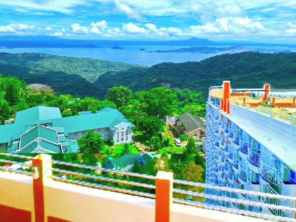 My place is the tallest condo tower with the best view-deck on level 24 Rooftop 