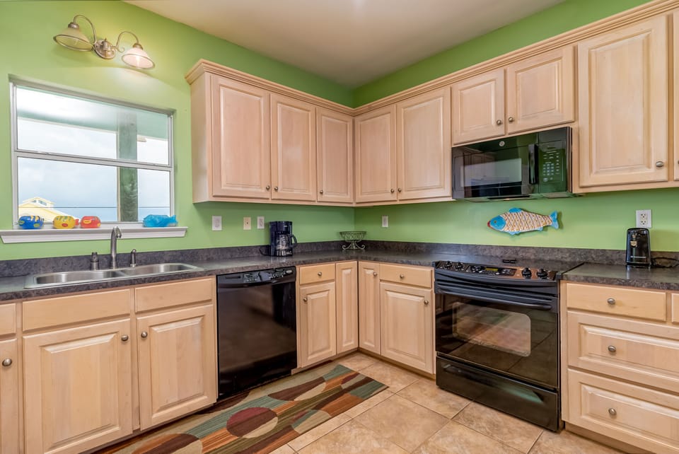 Beach Break Kitchen
