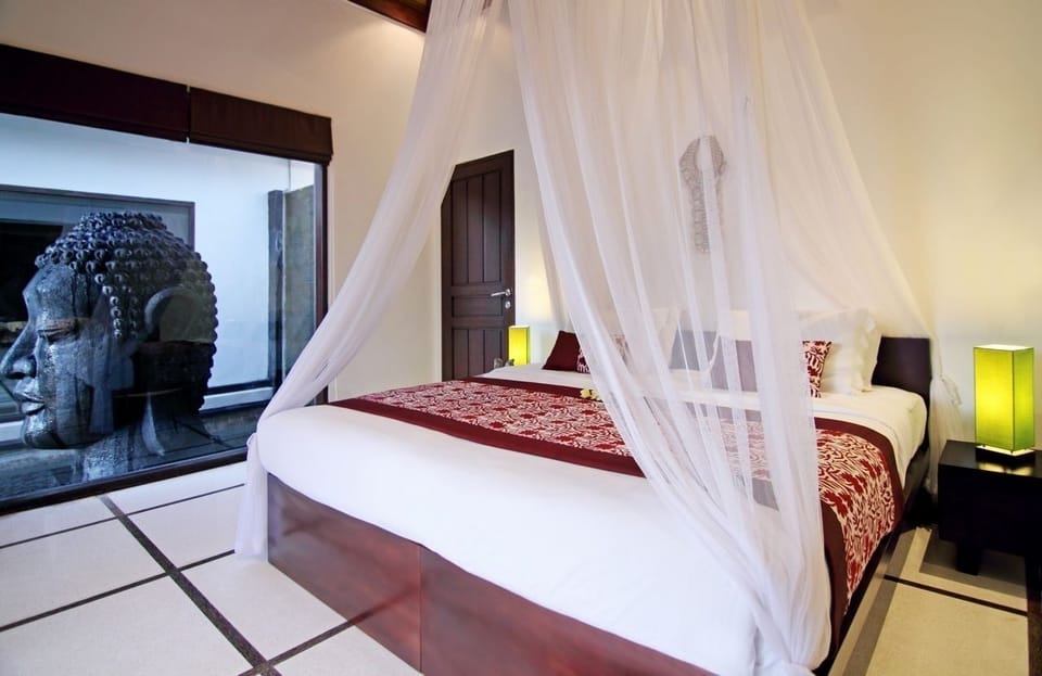 3BR Villa Seminyak, Near Beach & City