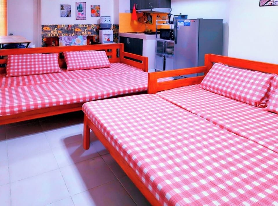2 Expandable sofa beds convert to queen Sleeper for 4 pax