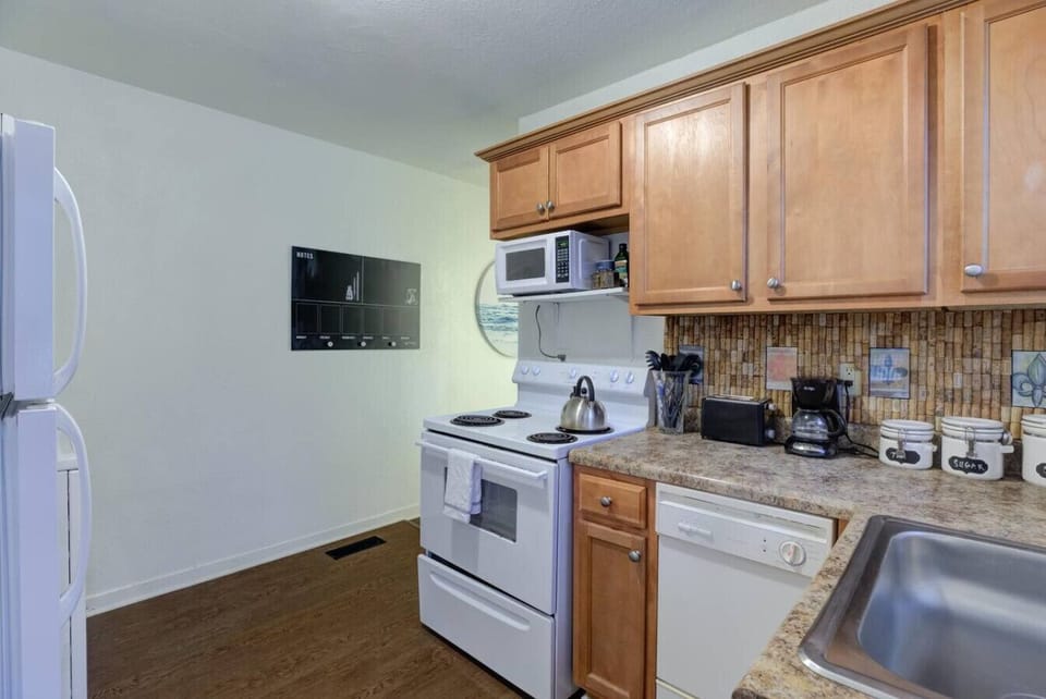 Fully equipped for snacks, meals, or just a casual pour of wine.