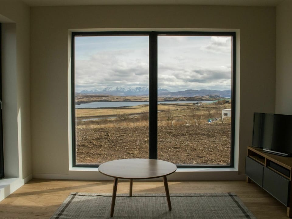 Property, Building, Sky, Cloud, Azure, Wood, Shade, Lighting, Plant