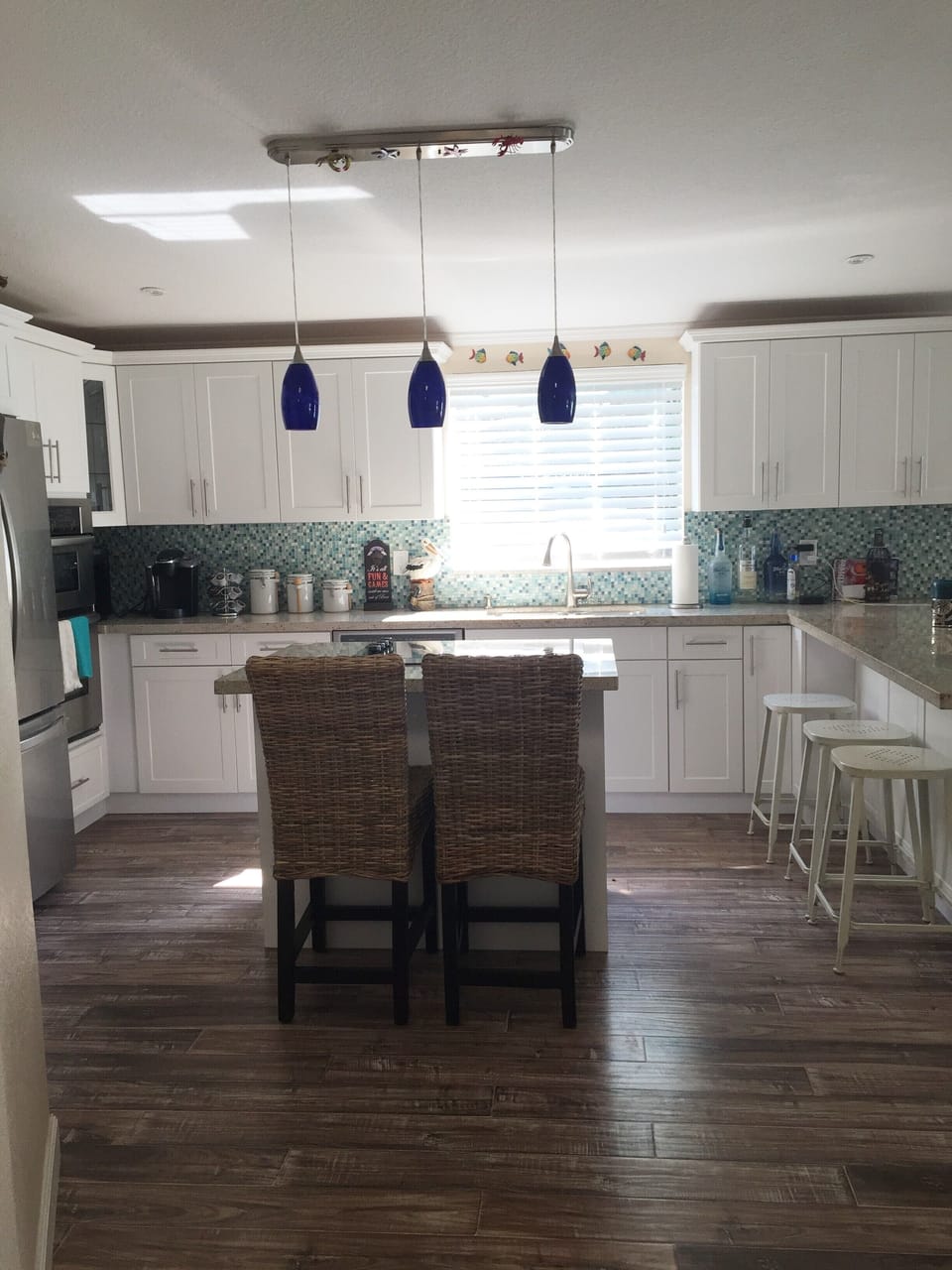 Eat in kitchen